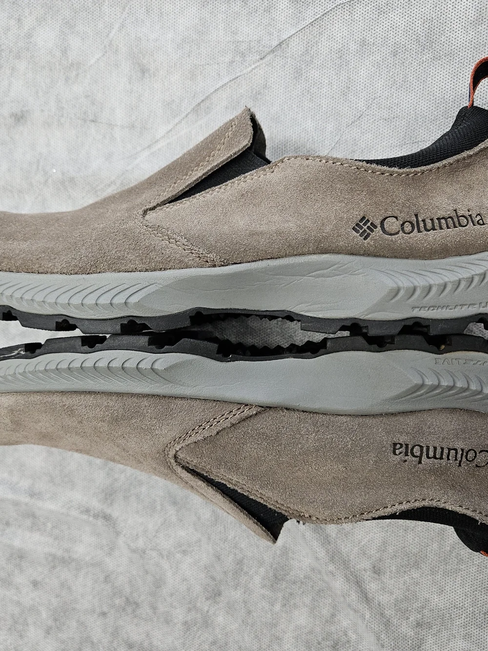 Columbia Landroamer Men’s Slip-On Suede Casual Shoe - Taupe Sz Mens 8